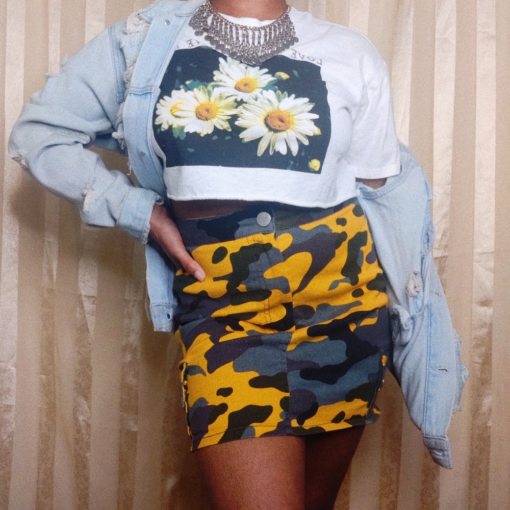 Camo mini skirt